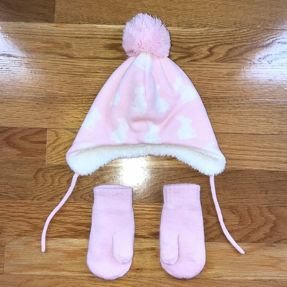 baby girl hat and mittens